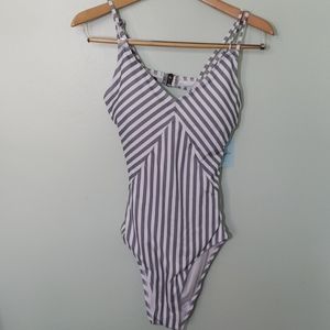 Cupshe swimsuit